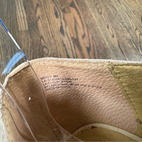 Latigo Mikey Cream Leather Cutout Peep Toe Flats size 8 - Picture 8 of 8